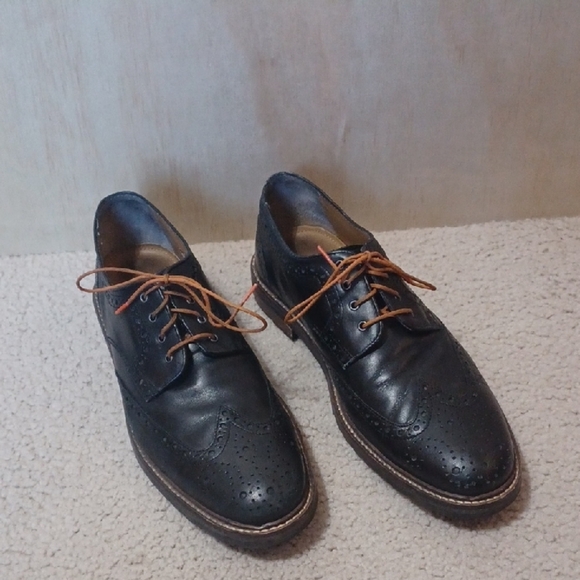Florsheim Black Leather Brogue Wingtip Oxford - Picture 1 of 15
